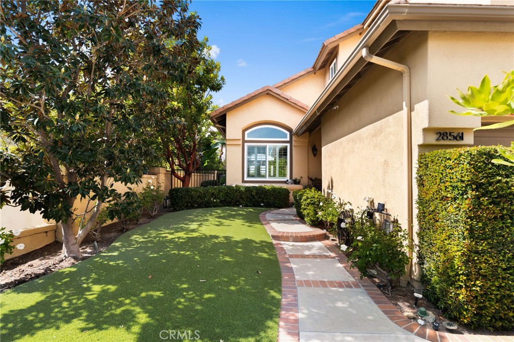 28561 Camelback Road Trabuco Canyon, CA 92679 - Photo 5 of 52