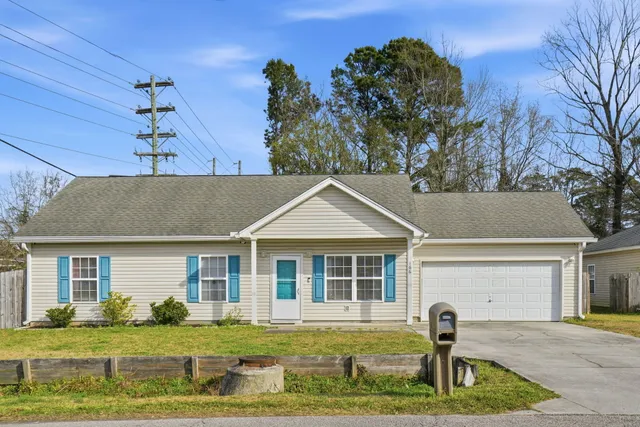 $299,000 | 166 Charles B Gibson Avenue, Goose Creek, SC 29445