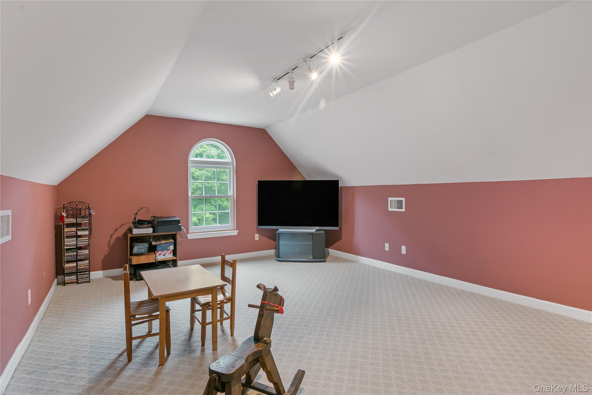 310 Avery Road Garrison, NY 10524 - Photo 20 of 26 Bonus room above the garage
