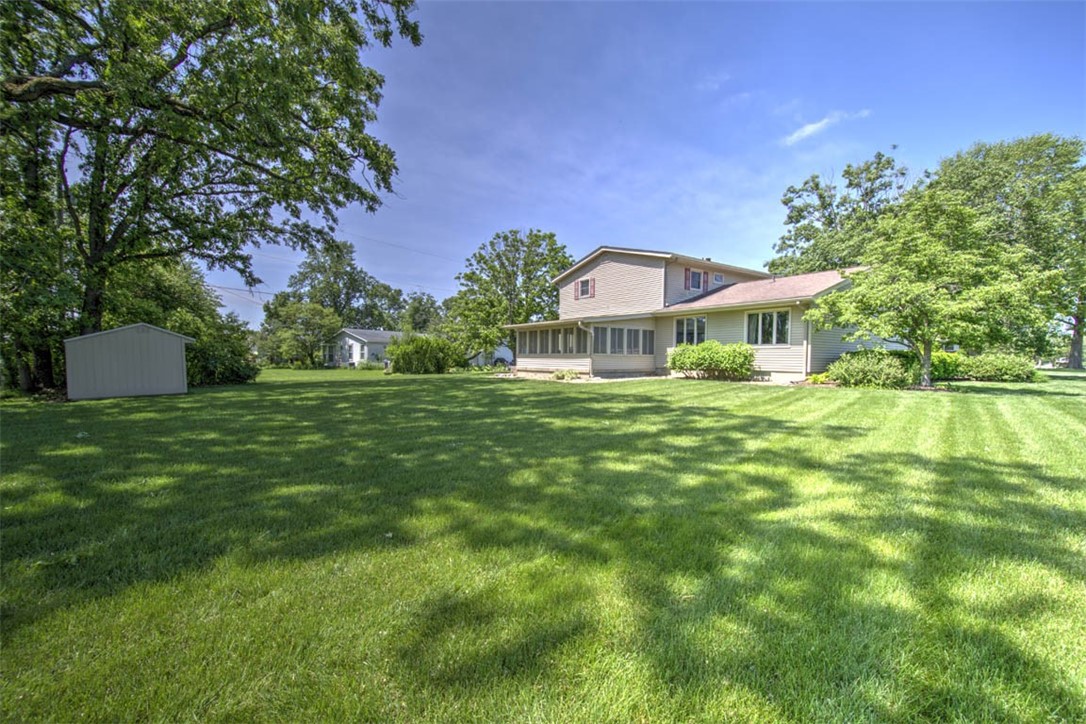 3012 Crestwood Drive Decatur, IL 62521 - Photo 31 of 36