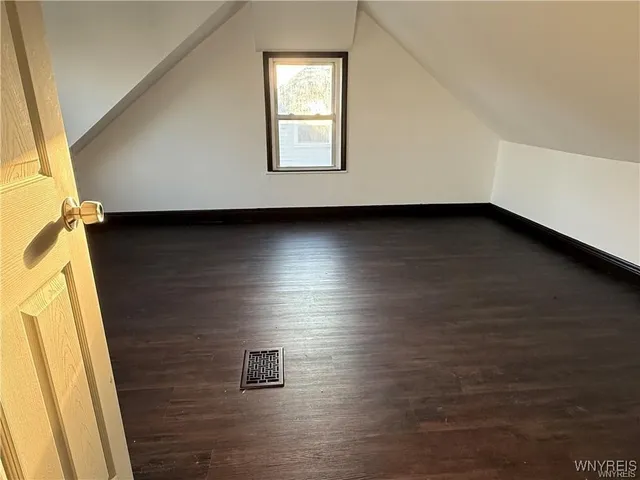 $1,900 | 104 Balbach Drive, Cheektowaga, NY 14225