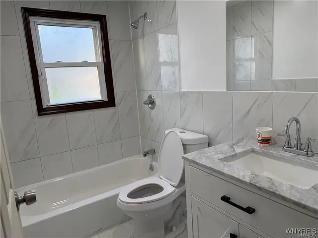 $1,900 | 104 Balbach Drive, Cheektowaga, NY 14225