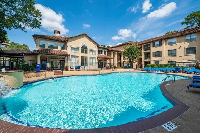 $285,000 | 3777 Peachtree Road Northeast, Unit 1007, Atlanta, GA 30319