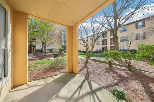 $285,000 | 3777 Peachtree Road Northeast, Unit 1007, Atlanta, GA 30319