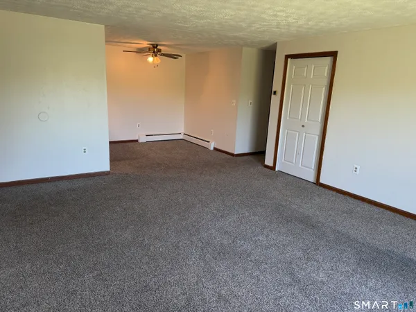 $1,500 | 1162 Middle Turnpike West, Unit C1, Manchester, CT 06040