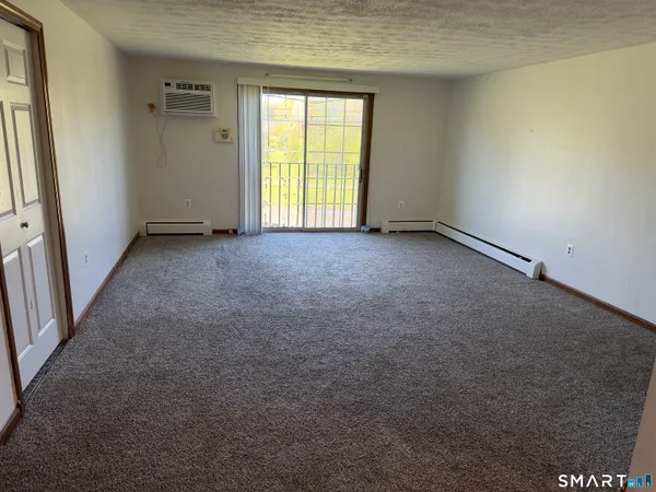 $1,500 | 1162 Middle Turnpike West, Unit C1, Manchester, CT 06040
