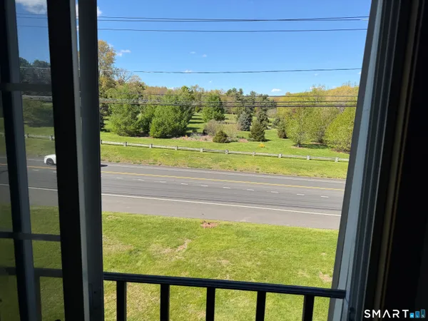 $1,500 | 1162 Middle Turnpike West, Unit C1, Manchester, CT 06040