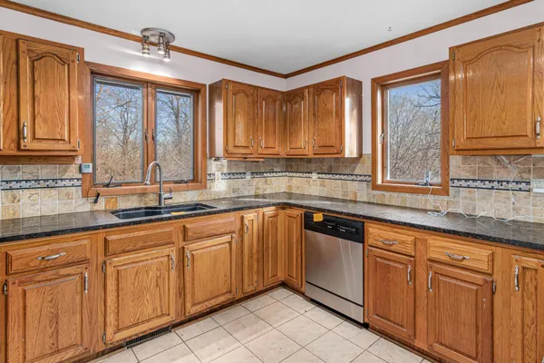 $500,000 | 8050 County Road 26, Minnetrista, MN 55359