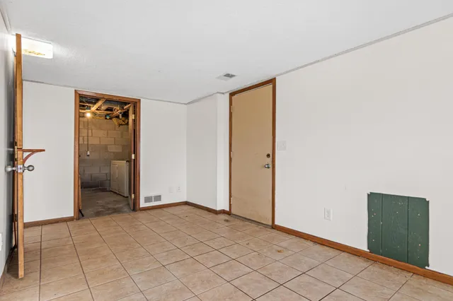 $700,000 | 8050 County Road 26, Minnetrista, MN 55359