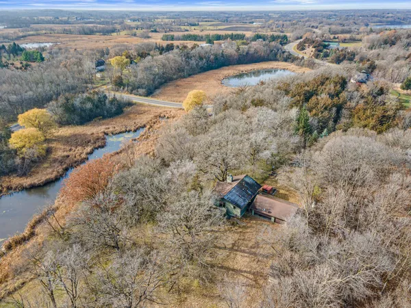 $500,000 | 8050 County Road 26, Minnetrista, MN 55359