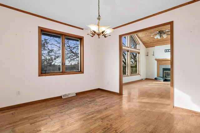 $700,000 | 8050 County Road 26, Minnetrista, MN 55359