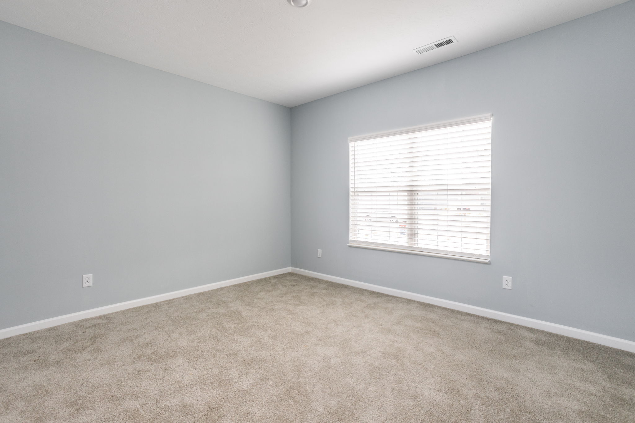 6652 Honeysuckle Way Pendleton, IN 46064 - Photo 19 of 32