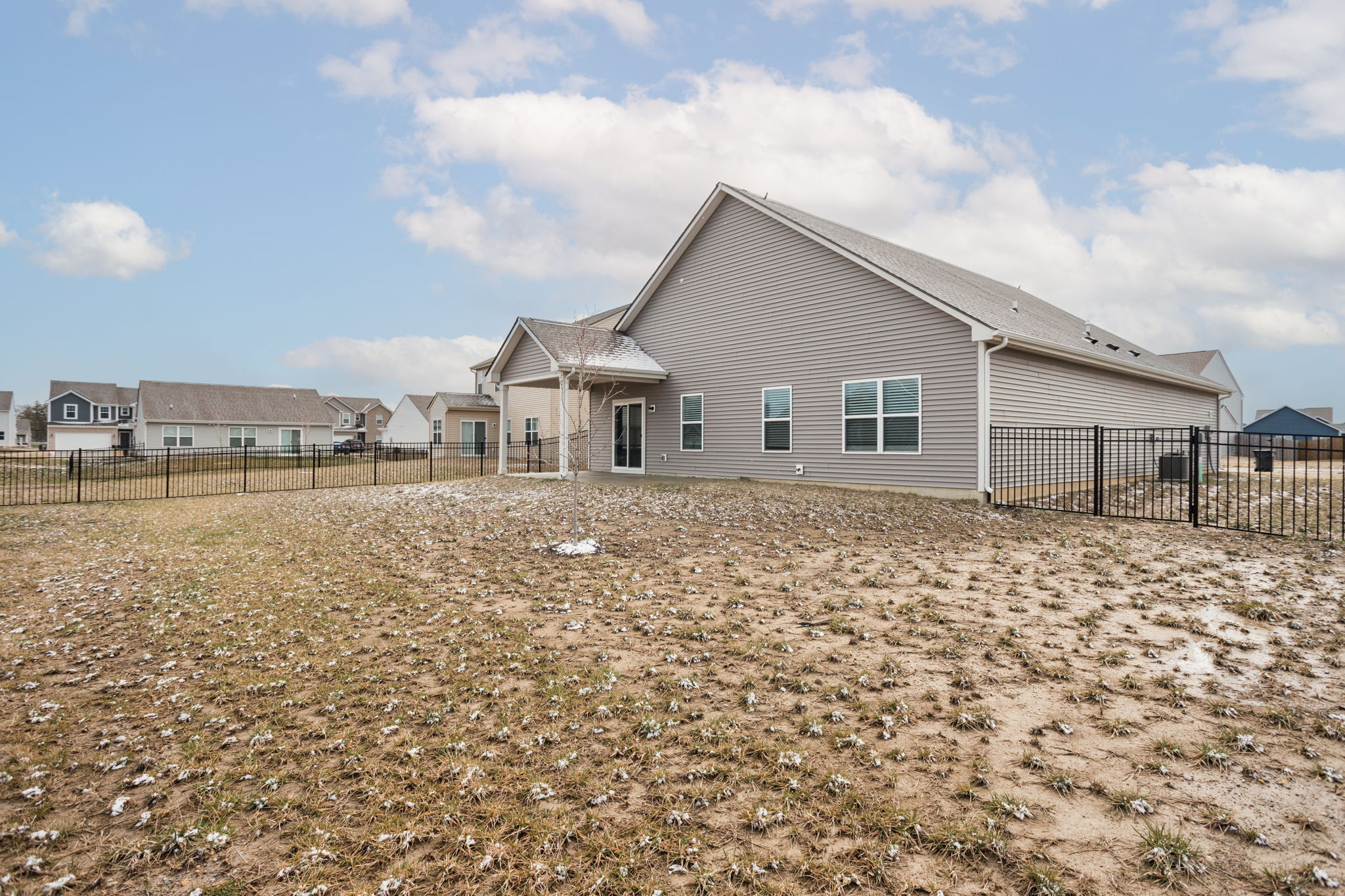 6652 Honeysuckle Way Pendleton, IN 46064 - Photo 26 of 32