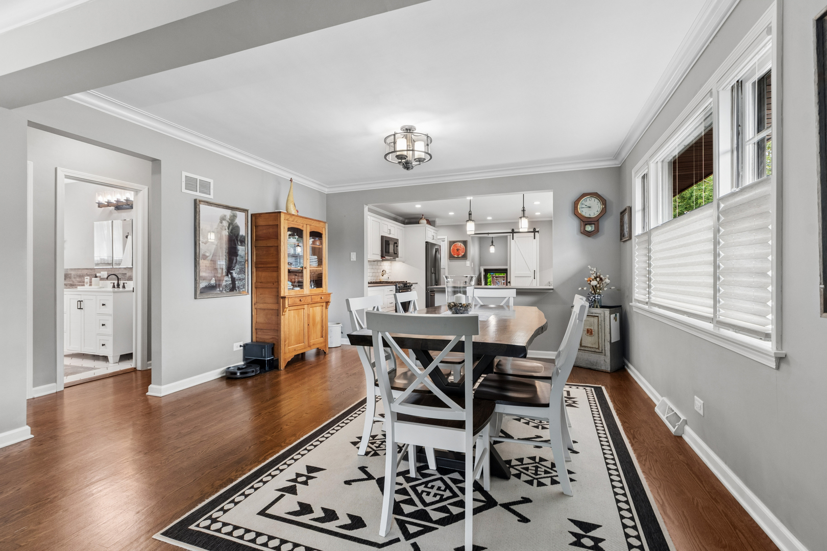 1850 Terrace Road Homewood, IL 60430 - Photo 4 of 37 Gallery Image 4