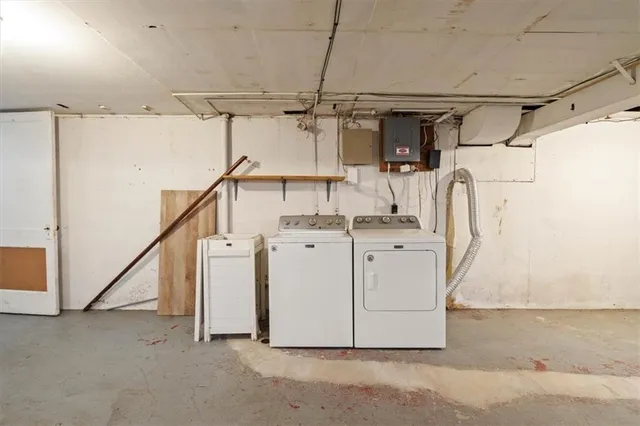 $239,000 | 825 East 75th Street, Kansas City, MO 64131