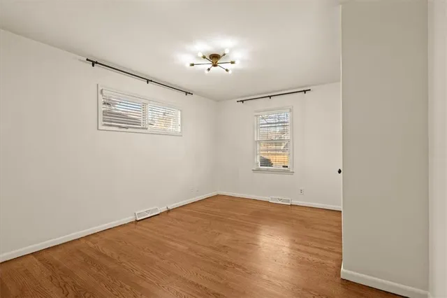 $239,000 | 825 East 75th Street, Kansas City, MO 64131