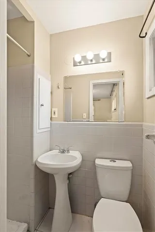 $239,000 | 825 East 75th Street, Kansas City, MO 64131