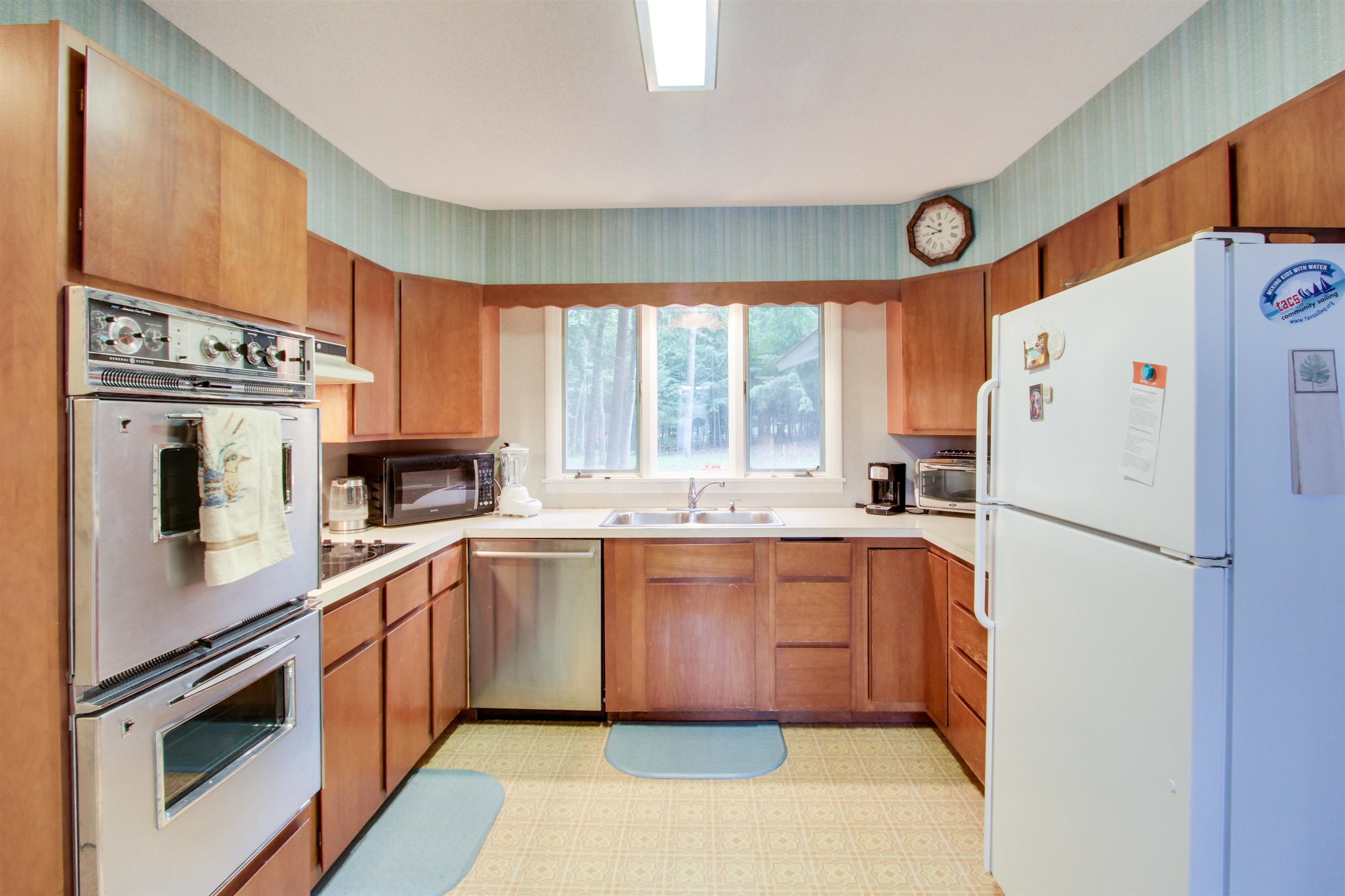 4515 Greilick Road Traverse City, MI 49696 - Photo 18 of 32 Gallery Image 18