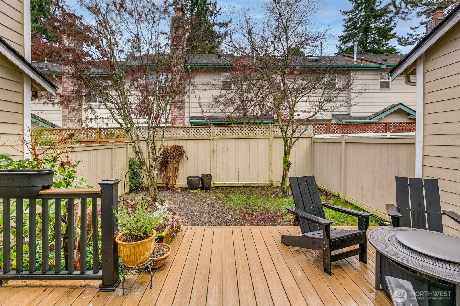 7821 196th Street Southwest, Unit B Edmonds, WA 98026 - Photo 3 of 34