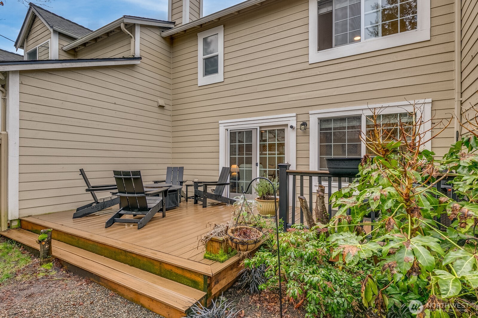 7821 196th Street Southwest, Unit B Edmonds, WA 98026 - Photo 6 of 34