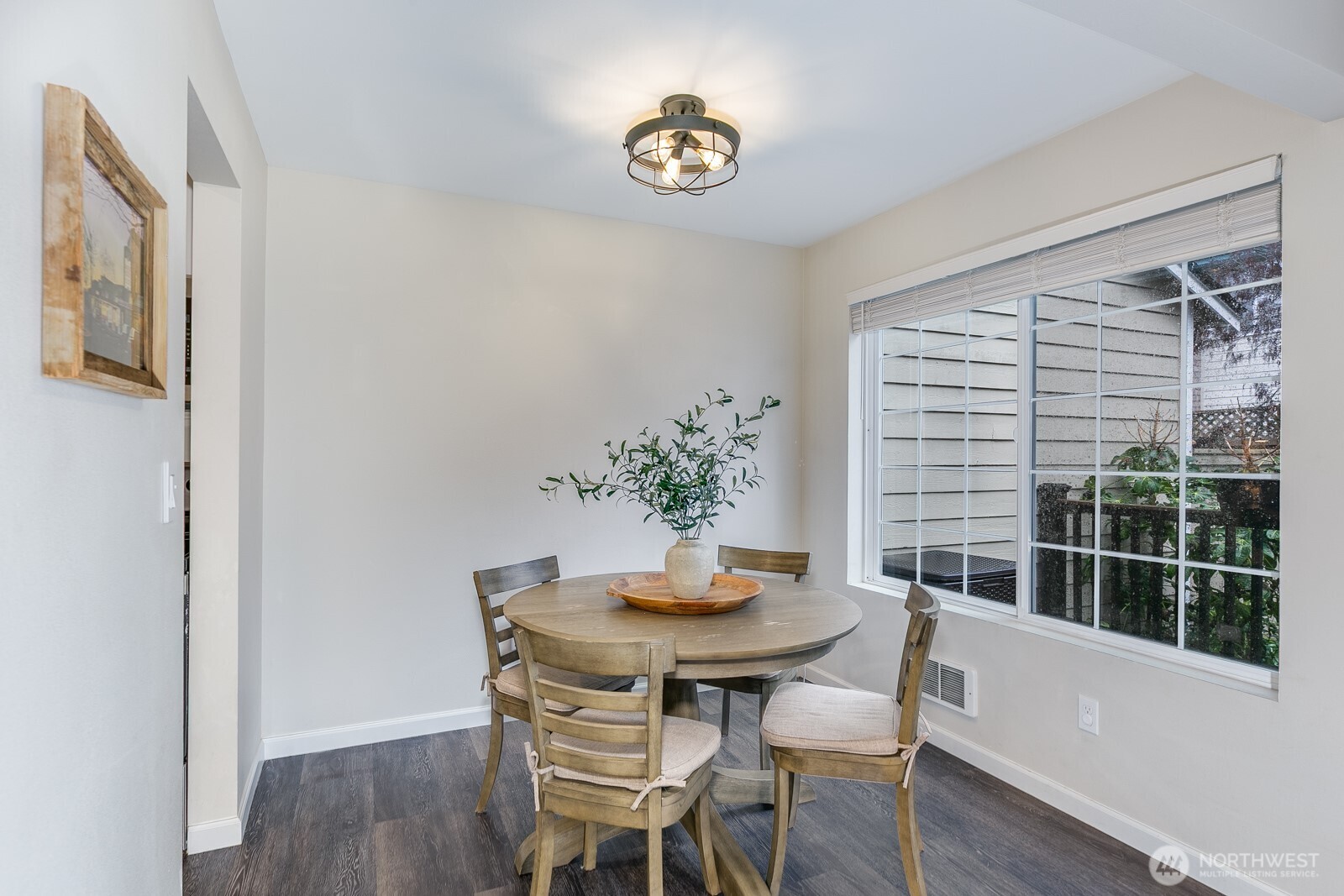 7821 196th Street Southwest, Unit B Edmonds, WA 98026 - Photo 9 of 33