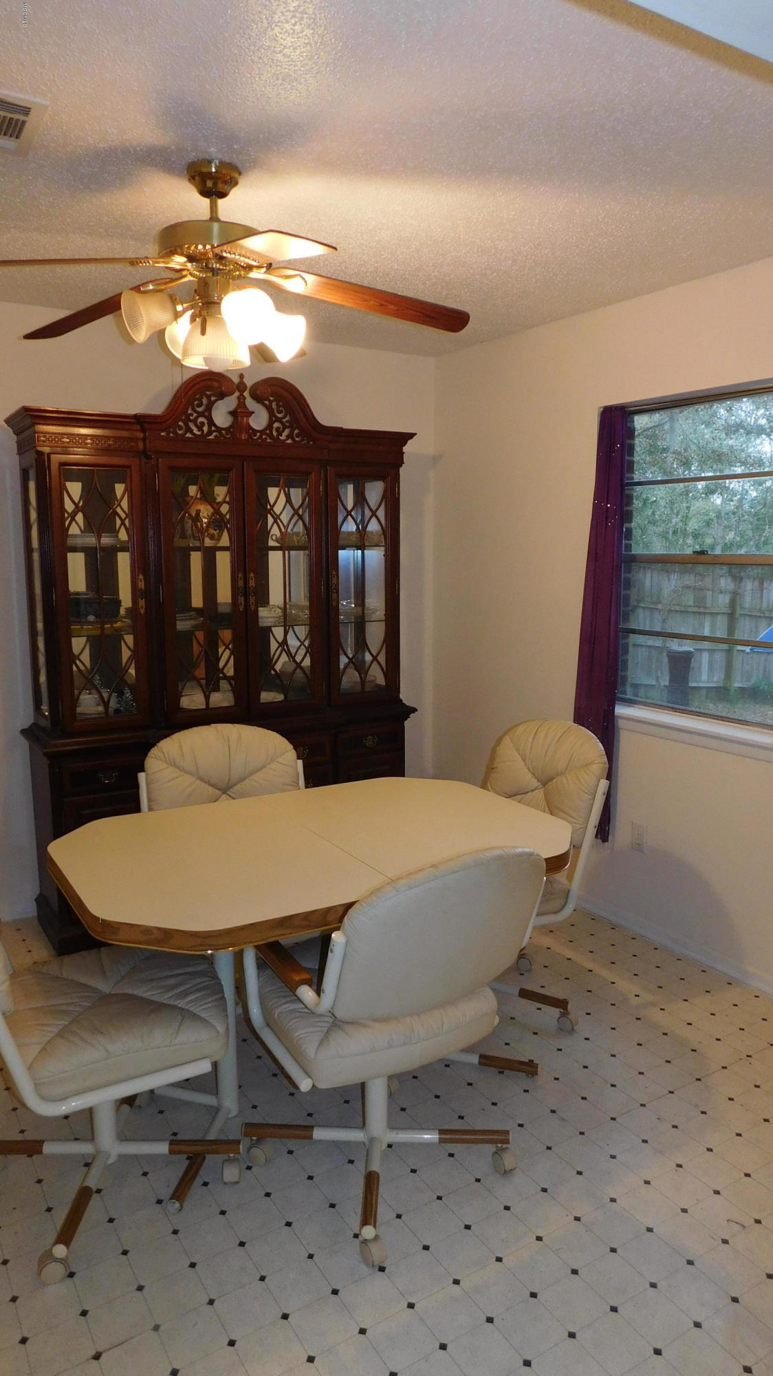 15501 Big Ridge Road Biloxi, MS 39532 - Photo 6 of 16 DSCN4810