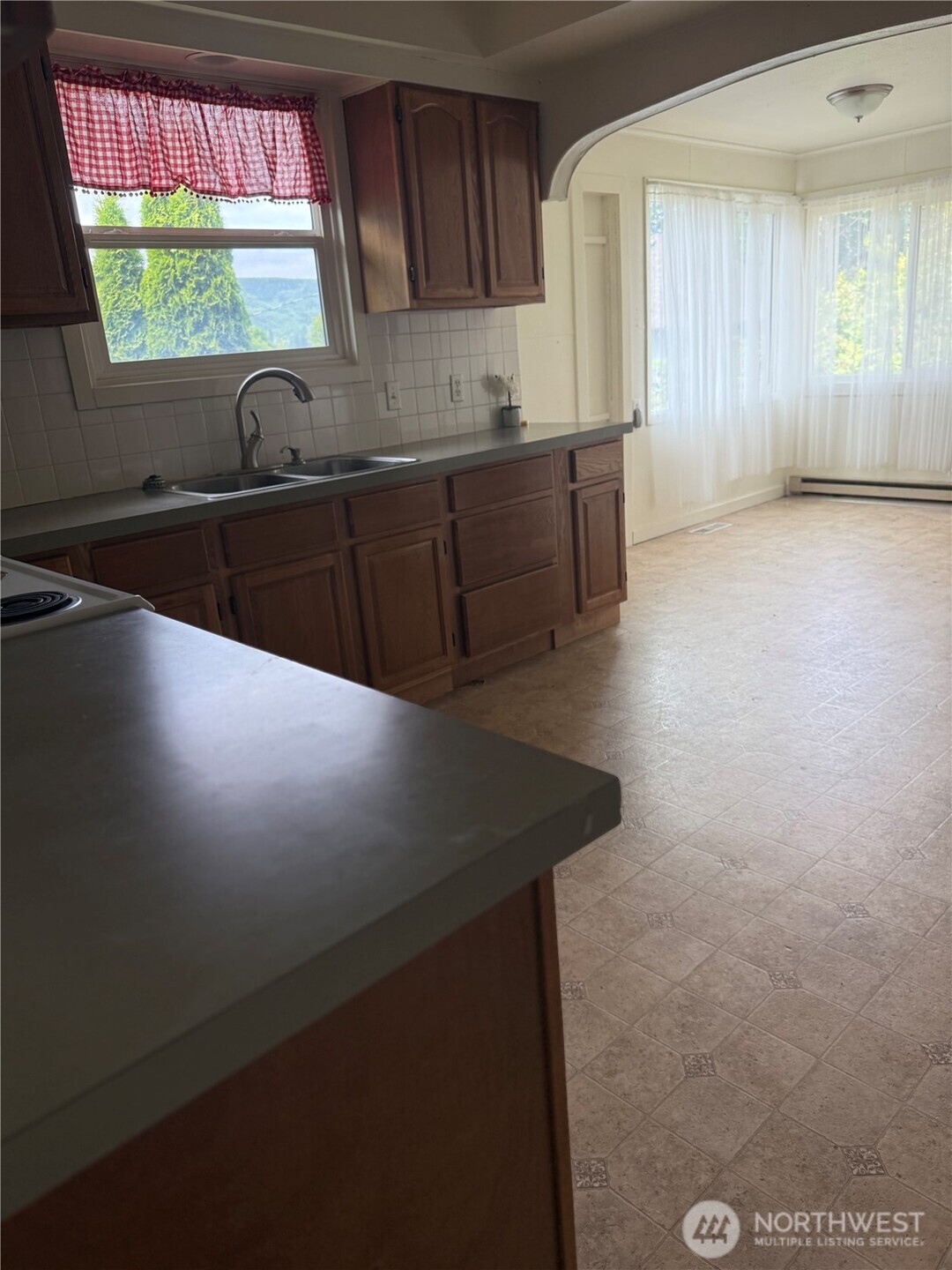 1019 Duryea Street Raymond, WA 98577 - Photo 14 of 25