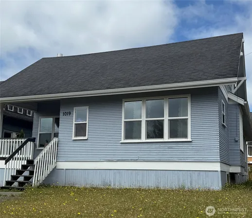 $260,000 | 1019 Duryea Street, Raymond, WA 98577