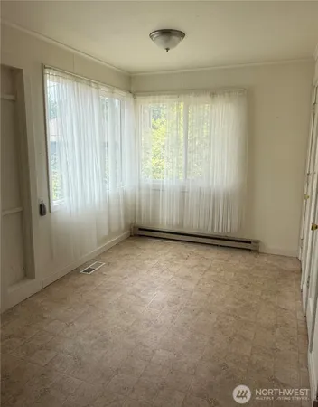 $260,000 | 1019 Duryea Street, Raymond, WA 98577