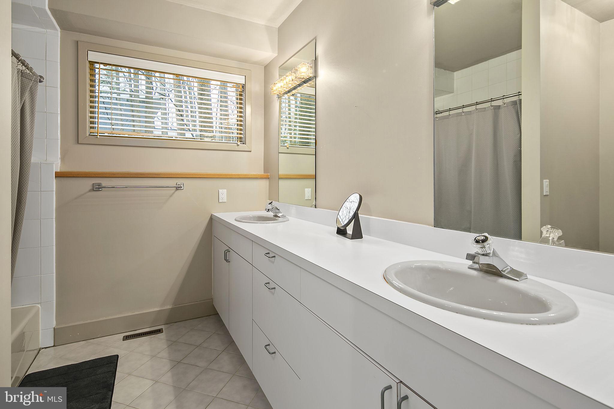 11110 Marcliff Road North Bethesda, MD 20852 - Photo 36 of 38 3rd Full Bath - Lower Level