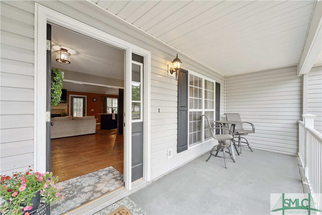 104 Vine Court Springfield, GA 31329 - Photo 2 of 41