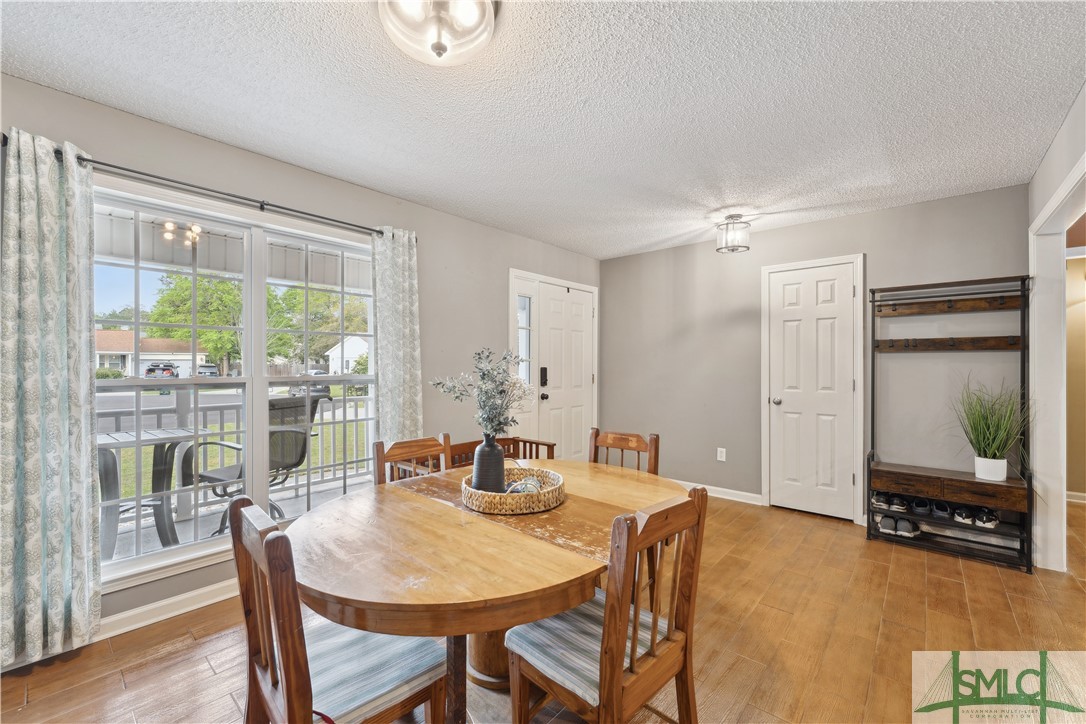 104 Vine Court Springfield, GA 31329 - Photo 4 of 41