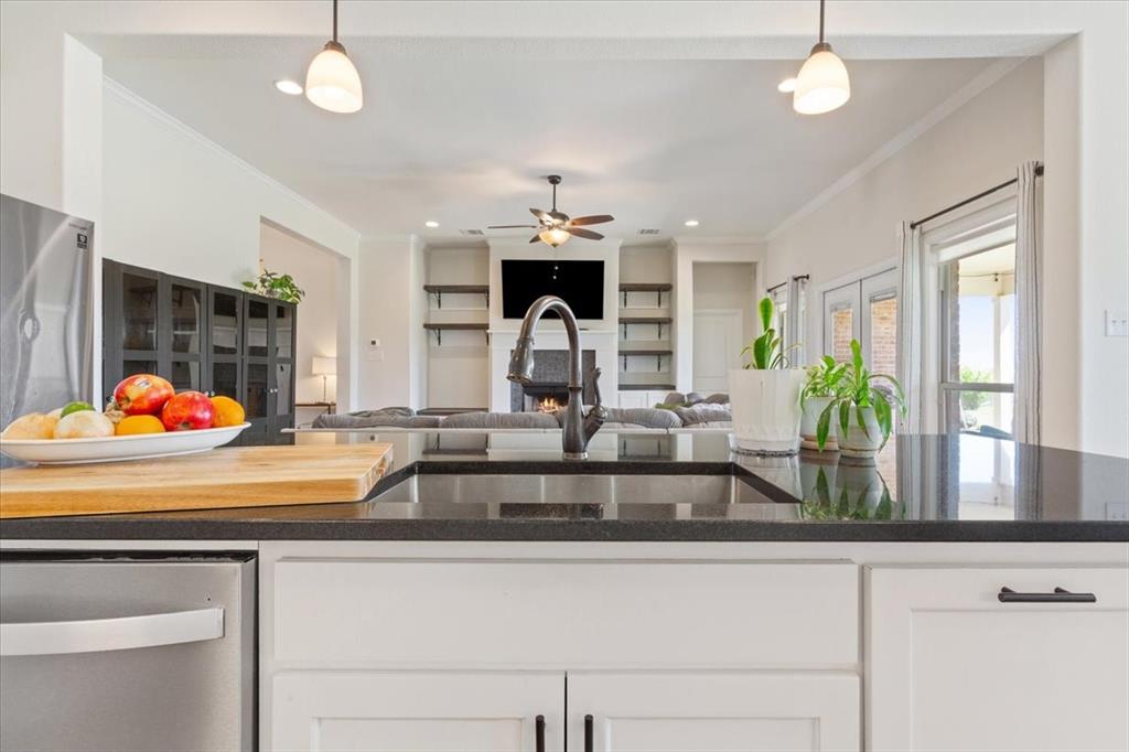 518 Rye Circle Waco, TX 76657 - Photo 13 of 40