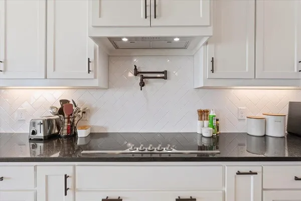 $659,900 | 518 Rye Circle, Waco, TX 76657