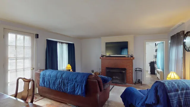 $365,500 | 332 Seawall Road, Southwest Harbor, ME 04679