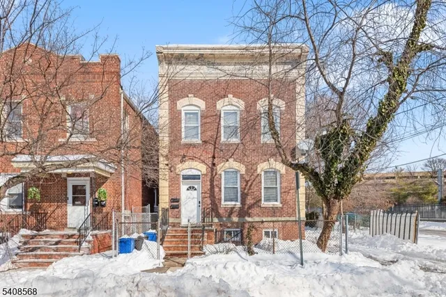 $3,000 | 27 Grant Street, Unit 1, Montclair, NJ 07042