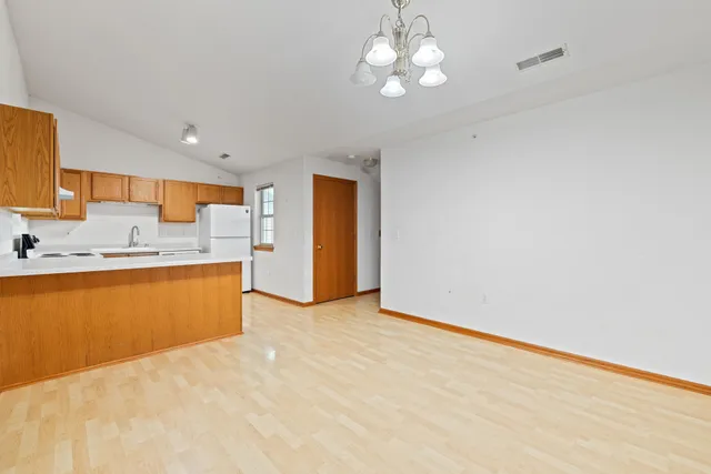 $282,500 | 18520 Emerald Circle, Unit F, Brookfield, WI 53045