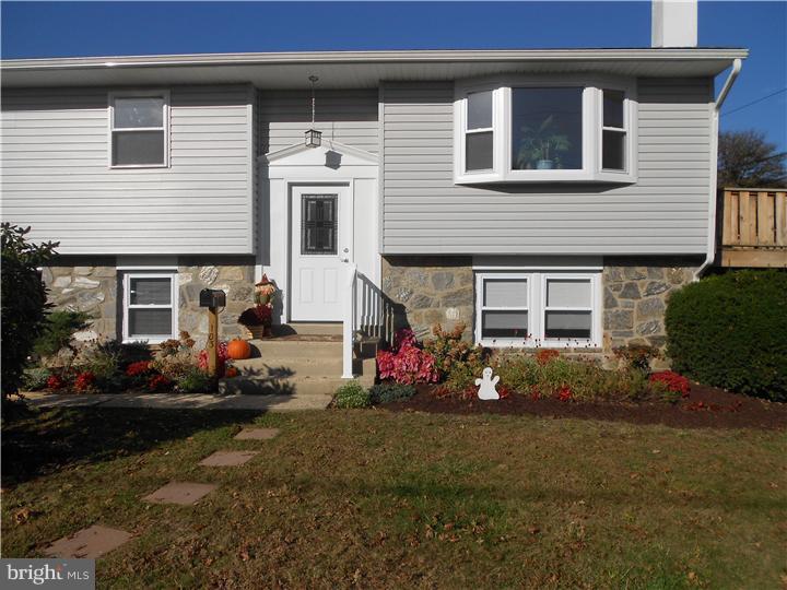103 Walnut Road Wallingford, PA 19086 - Photo 1 of 25
