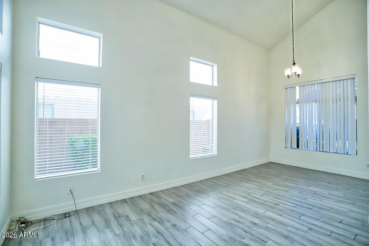 333 West Colt Road Tempe, AZ 85284 - Photo 7 of 45