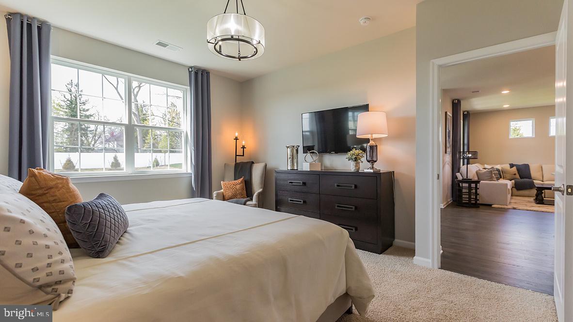 46 Walton Way Delanco, NJ 08075 - Photo 10 of 57