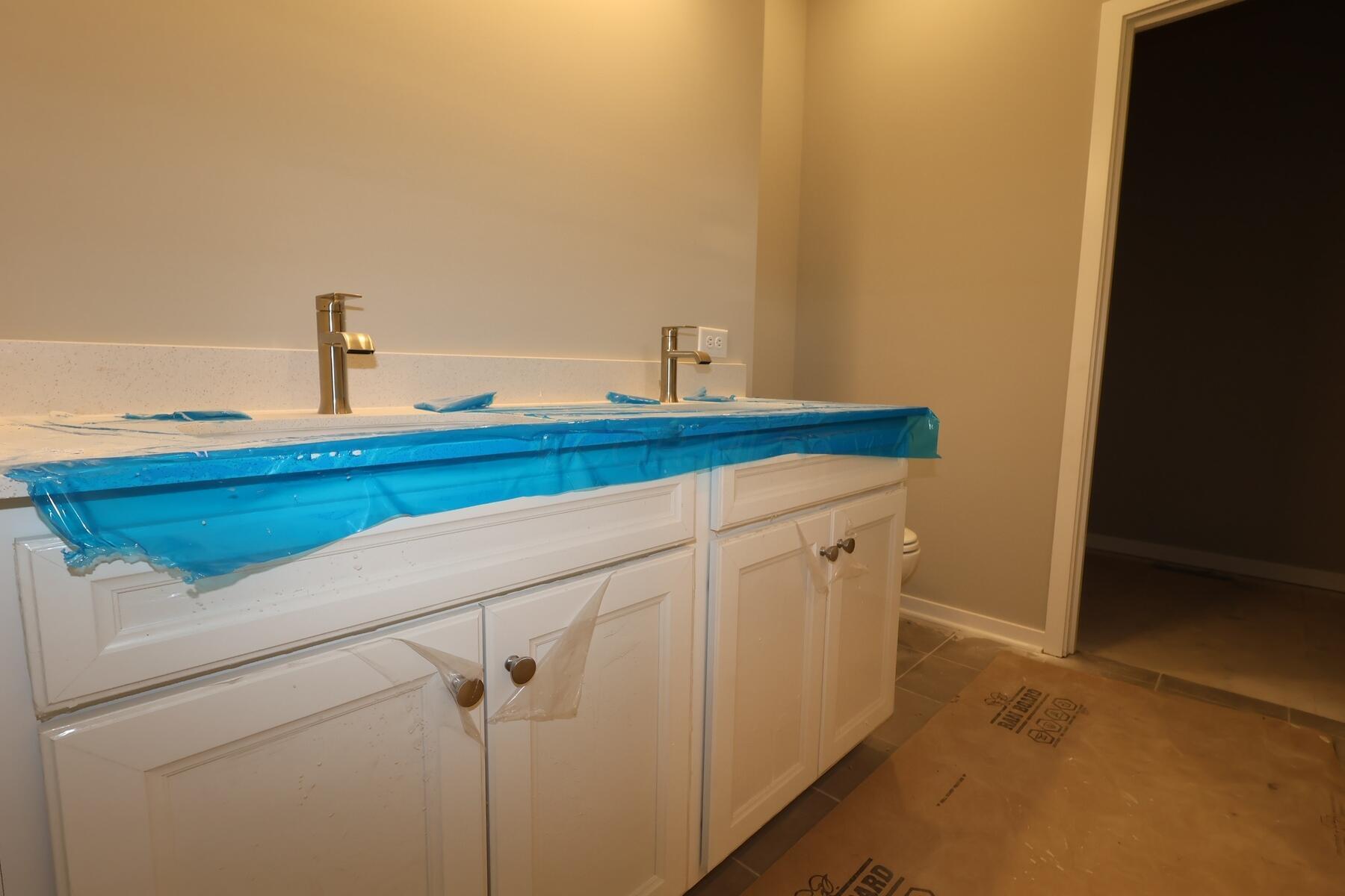 378 Canterbury Road Commercial Point, OH 43116 - Photo 13 of 19 Owner's Bathroom