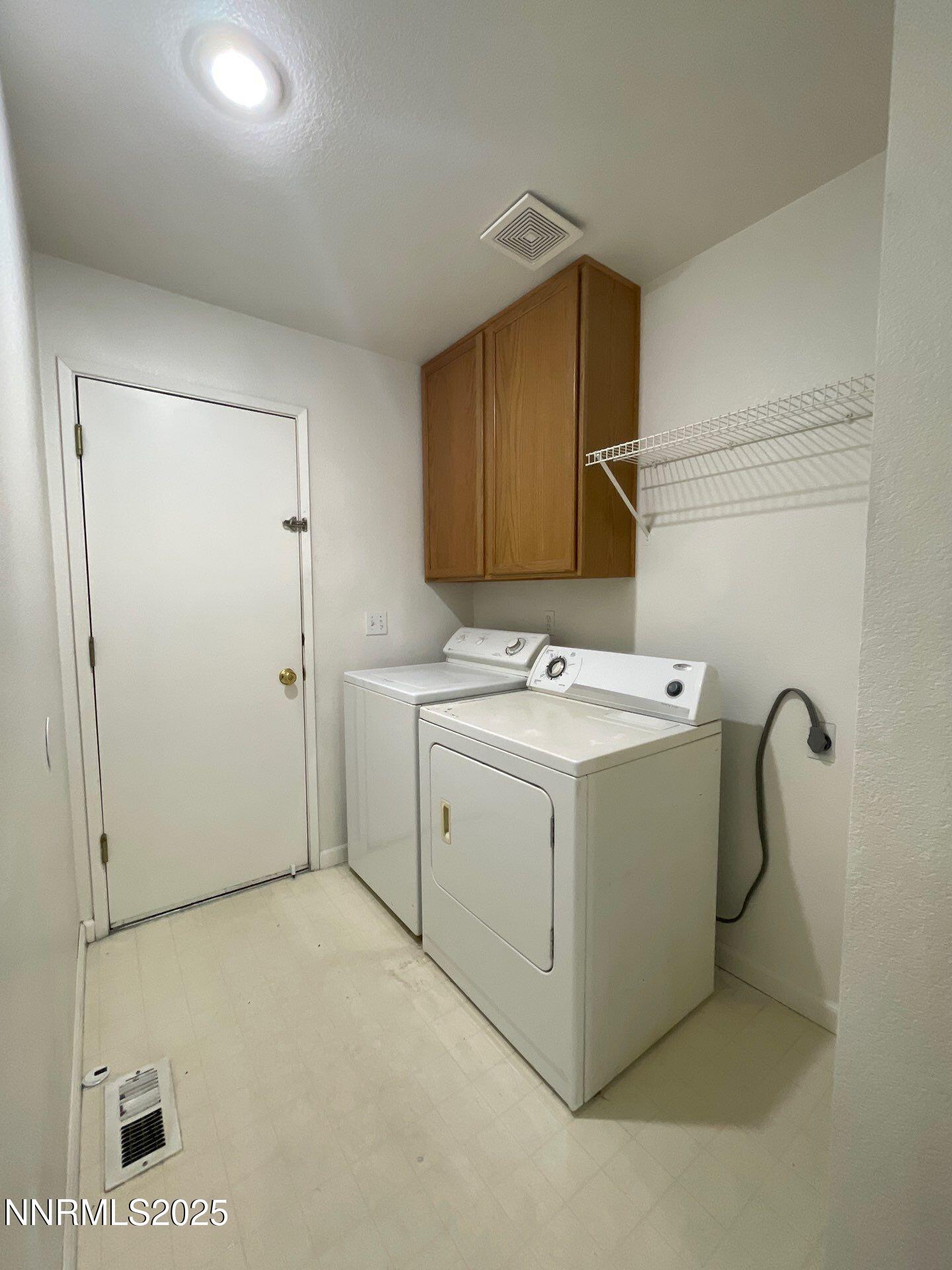 8121 Big River Drive Reno, NV 89506 - Photo 15 of 18 36-Sep 10 2025 01_03pm-2n96