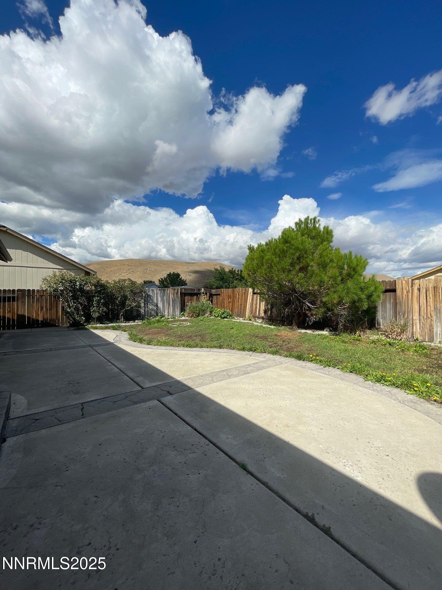 8121 Big River Drive Reno, NV 89506 - Photo 16 of 18 15-Sep 10 2025 12_59pm-xuoQ