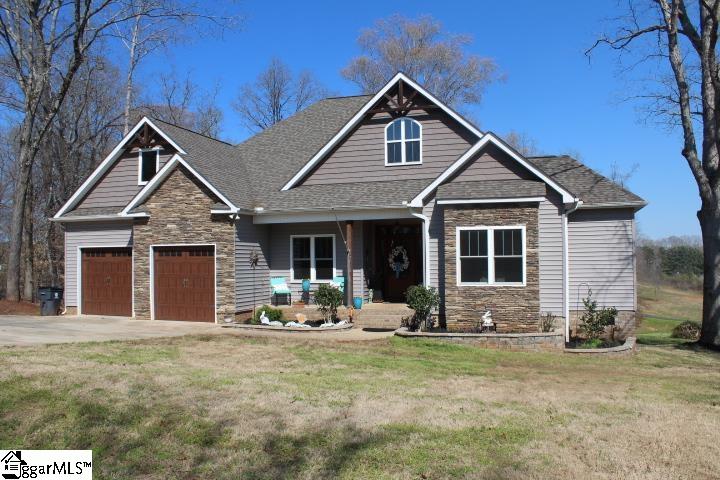 660 Shackleburg Road Anderson, SC 29621 - Photo 1 of 36
