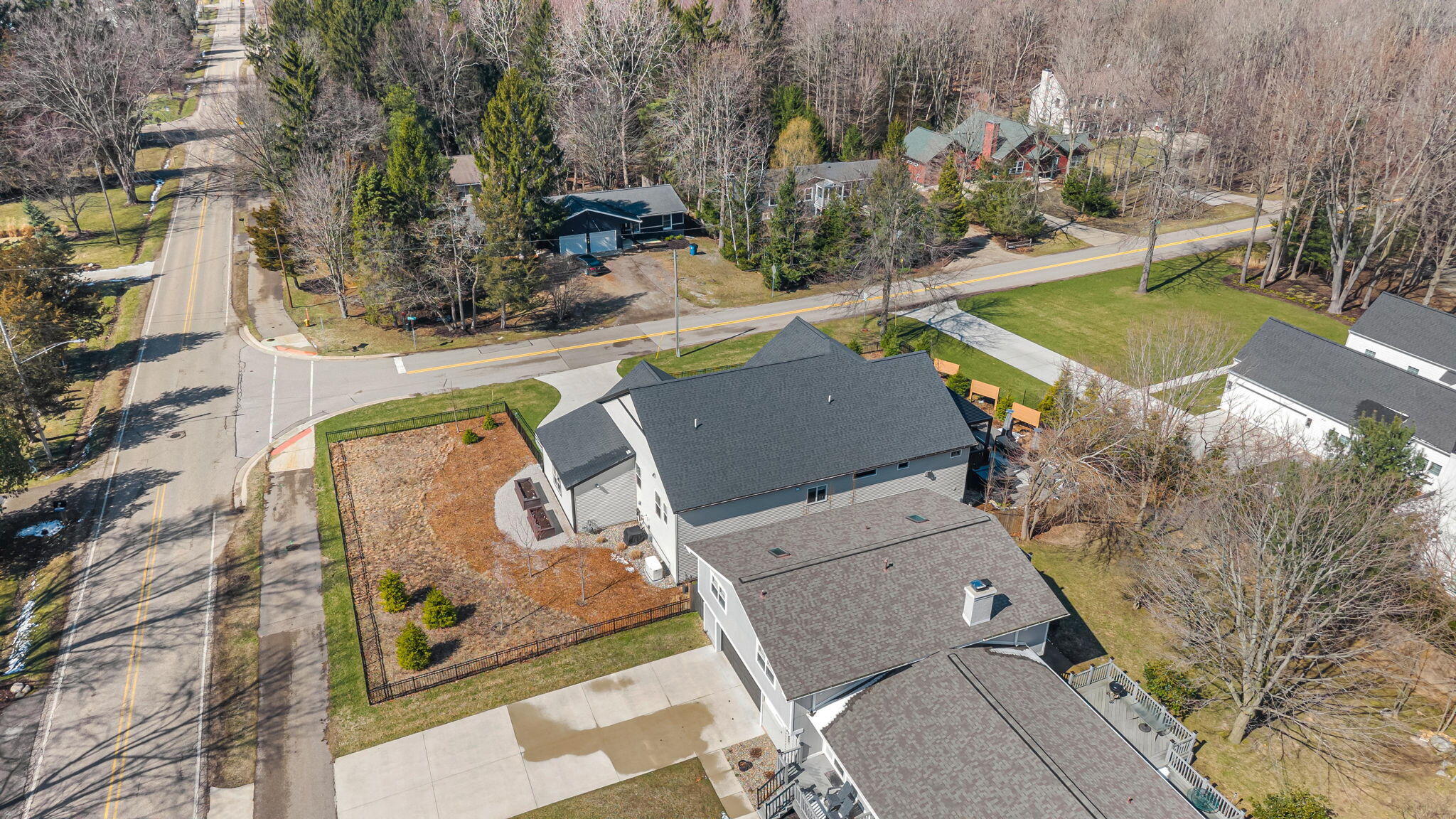 489 South Union Street Douglas, MI 49406 - Photo 64 of 67 67-web-or-mls-DJI_20260319130451_0056_D