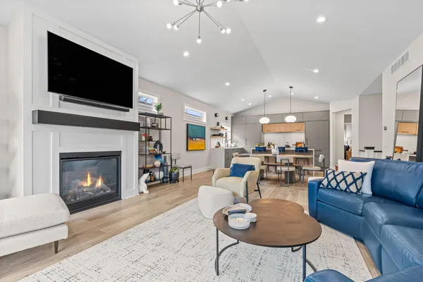 $1,100,000 | 489 South Union Street, Douglas, MI 49406