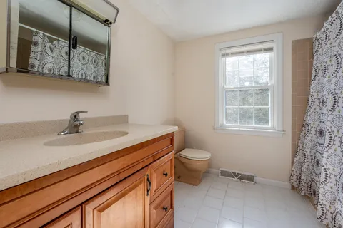 $1,299,000 | 74 Robbins Circle, Dennis, MA 02638