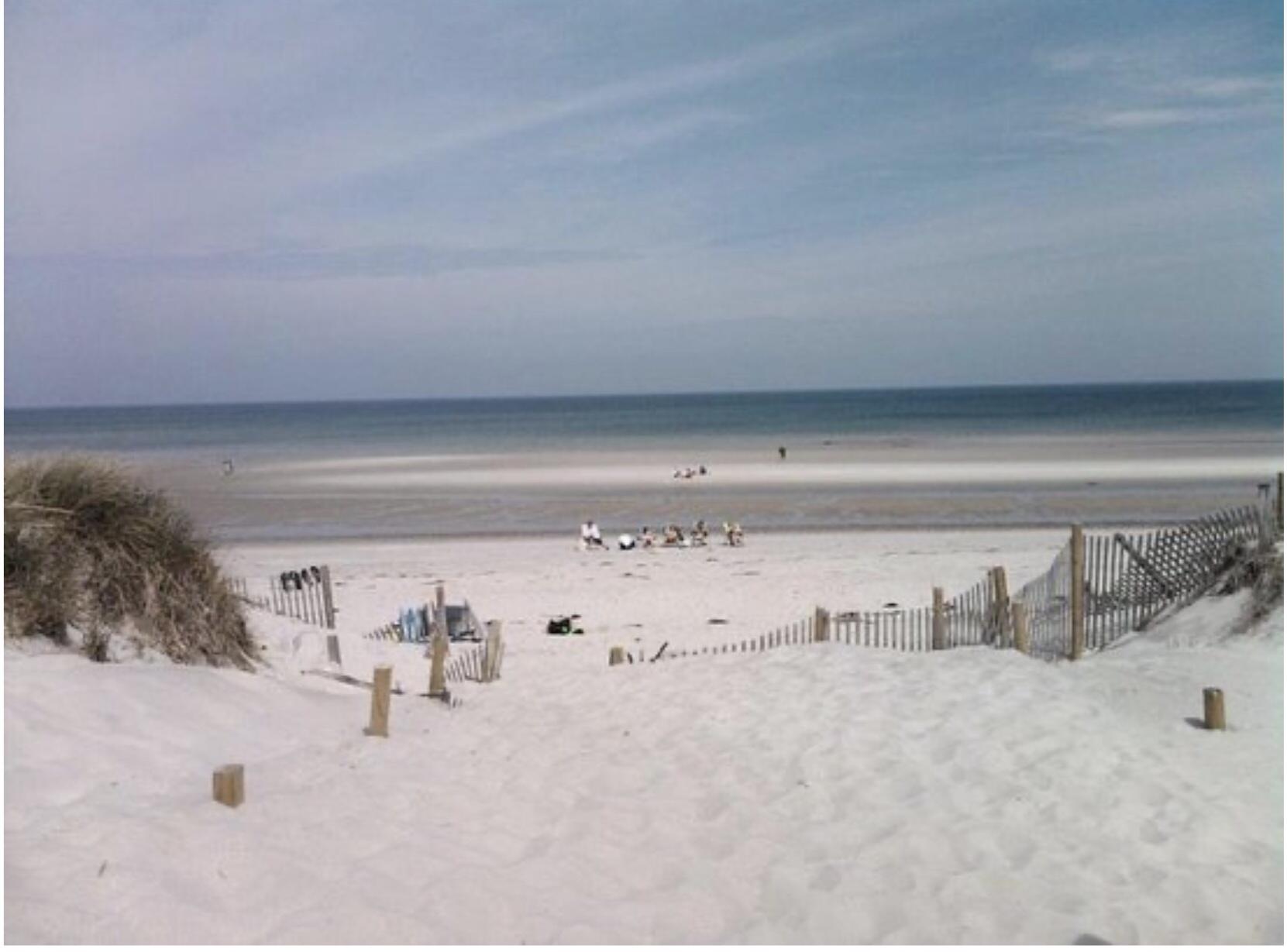 74 Robbins Circle Dennis, MA 02638 - Photo 35 of 44 74 ROBBINS BEACH 2