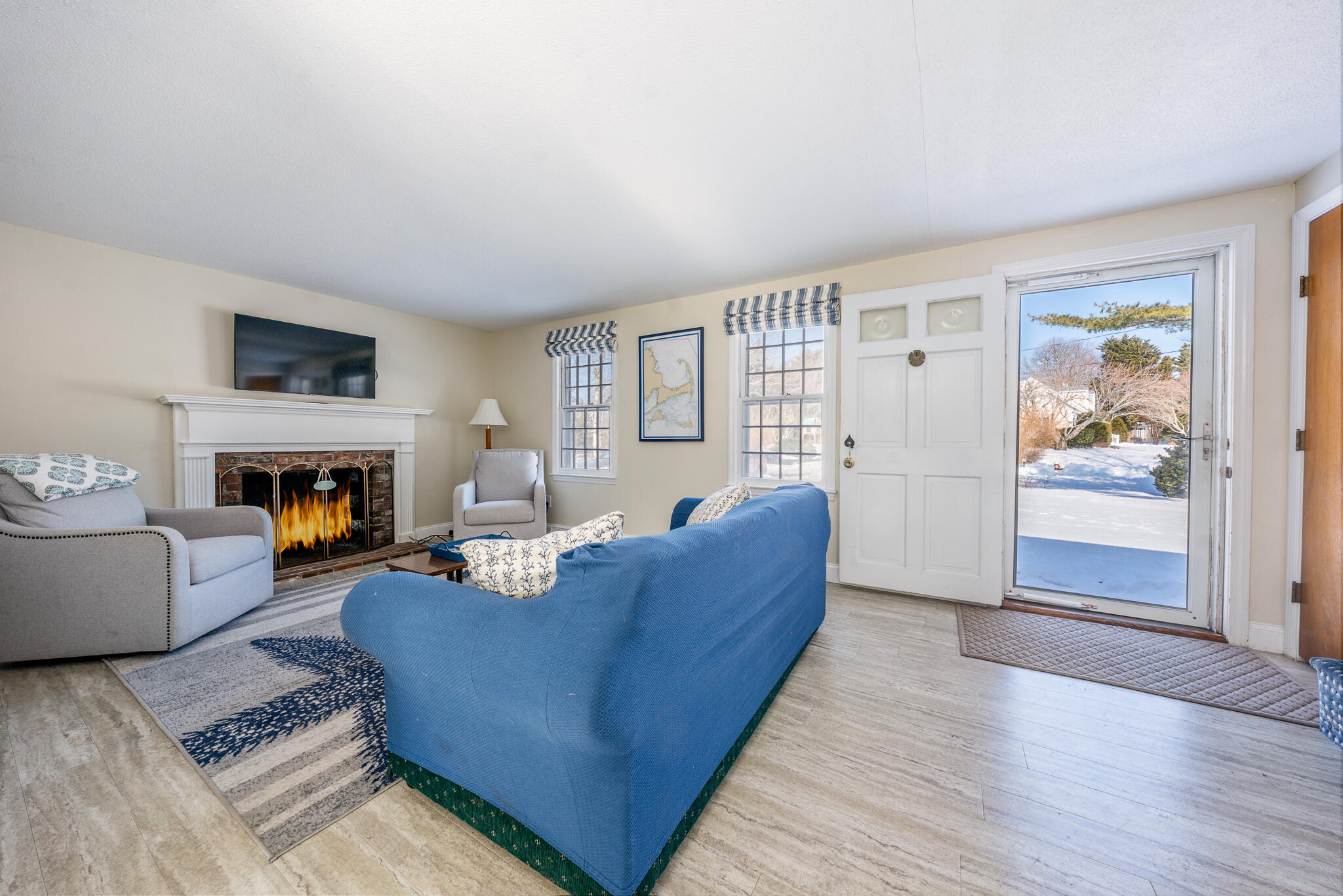 74 Robbins Circle Dennis, MA 02638 - Photo 6 of 44 74 ROBBINS CIRCLE LR 5