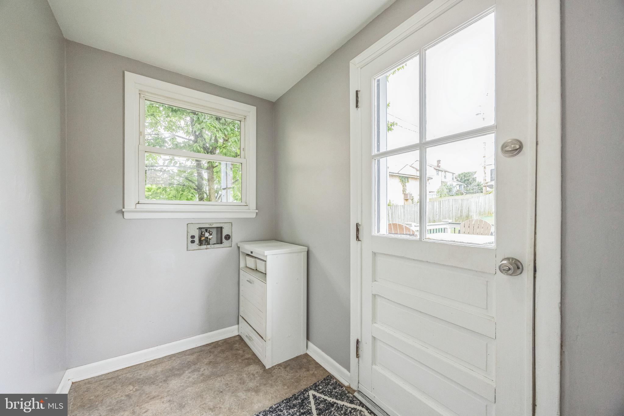 665 U Street King of Prussia, PA 19406 - Photo 13 of 26 a view of an empty room with a window